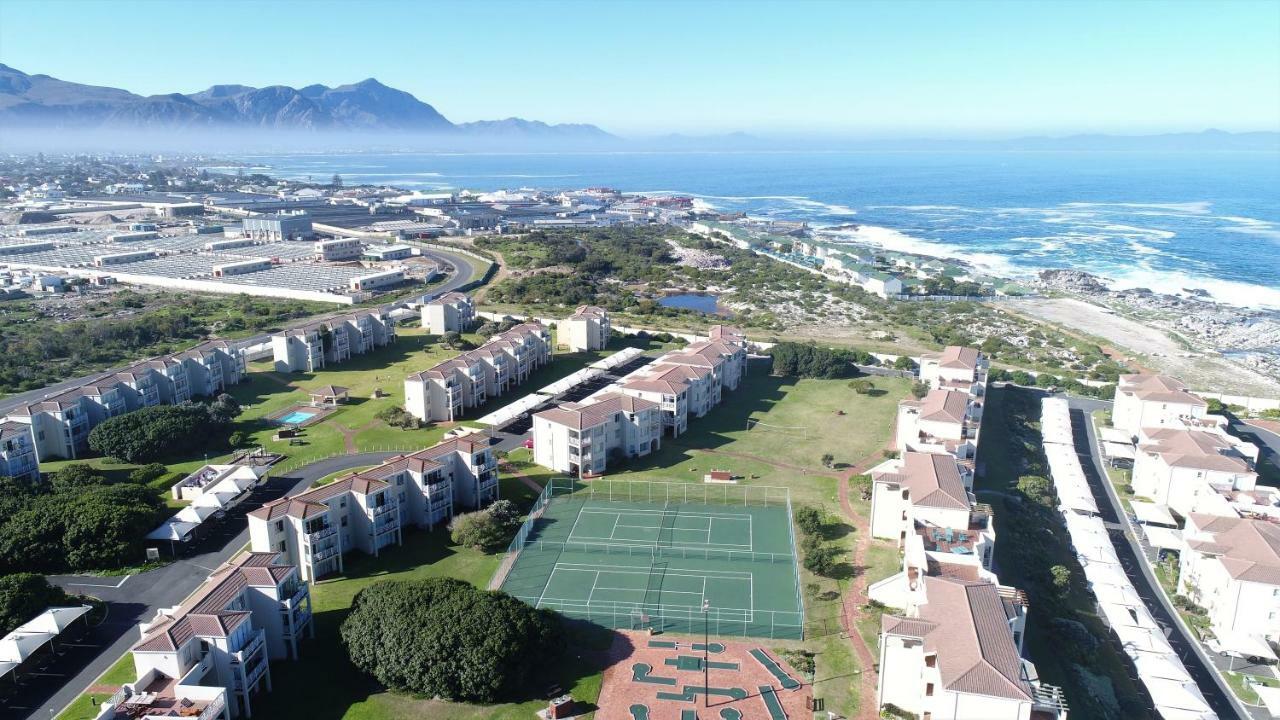 Hermanus Beach Club Apartment Exterior photo